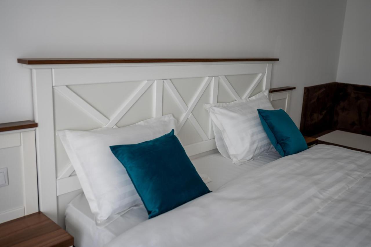 Evergreen Chalet Avrig Luaran gambar