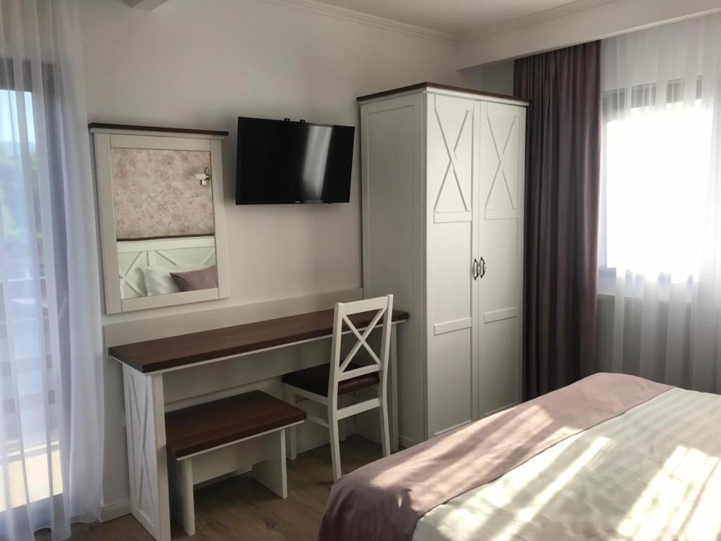 Evergreen Chalet Avrig Luaran gambar